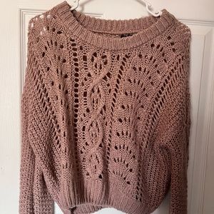 Pink crop sweater, super soft, airy, goes cute with leggings and tank top!
